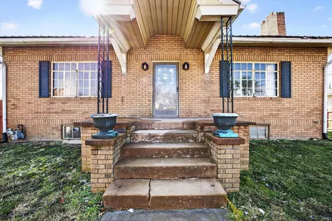 1412 5th St, Bedford, IN 47421 photo 4