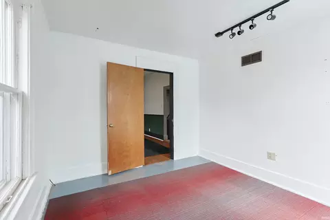 822 Ewing Ave, South Bend, IN 46613 photo 16