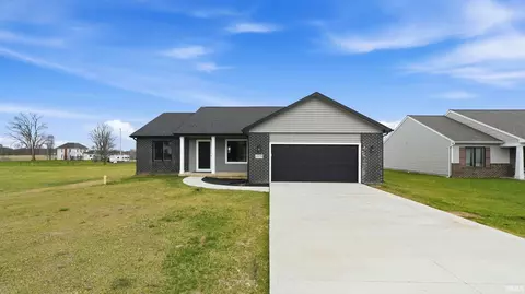 4938 N Cranbrook Rd, North Webster, IN 46555
