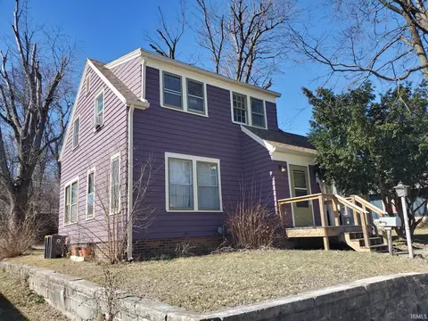 804 S Rogers St, Bloomington, IN 47404