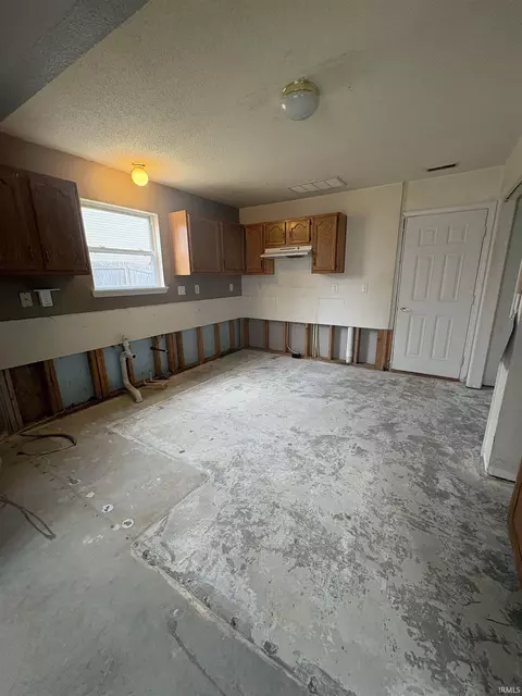 Kitchen - 3696 S Mcdougal St, Bloomington, IN 47403 photo 1 of 1