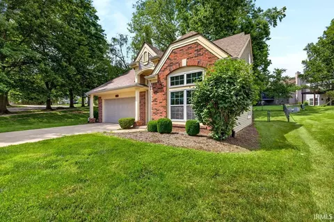 Exterior - 523 E Hickory Stick Dr, Bloomington, IN 47401 photo 2 of 4