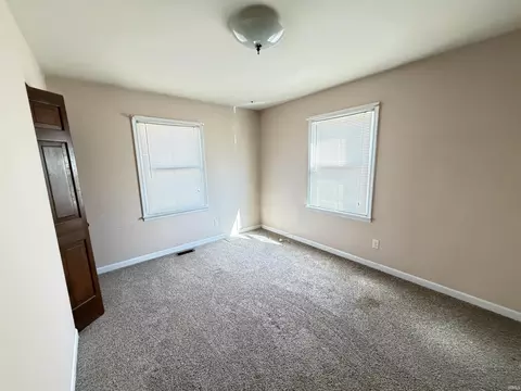Bedroom - 3532 E Rogers Rd, Bloomington, IN 47401 photo 2 of 5
