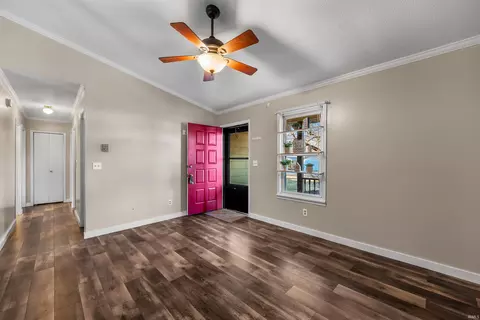 Entry Way - 1006 E Delphi Pike, Converse, IN 46919 photo 2 of 3