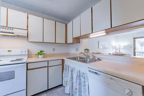 Kitchen - 565 E Graham Pl, Bloomington, IN 47401 photo 1 of 4