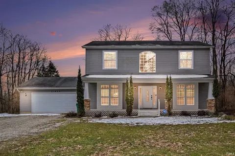 21654 W Ireland Rd, South Bend, IN 46614