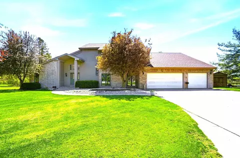 6620 Cr 11a Rd, Garrett, IN 46738
