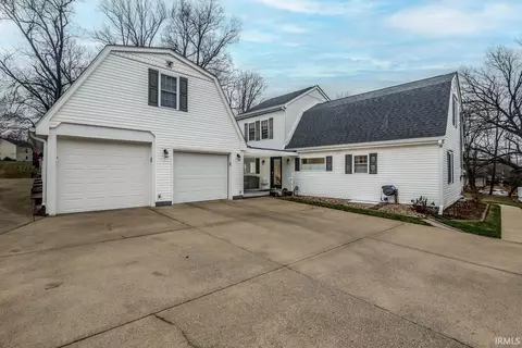 1300 E Hillside Dr, Bloomington, IN 47401 photo 2