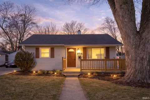 2716 Longlois Dr, Lafayette, IN 47904