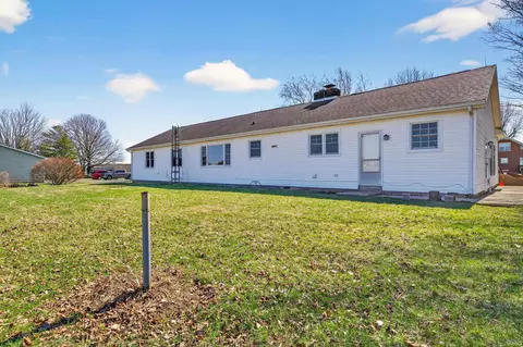 Exterior - 6087 E State Road 218, Walton, IN 46994 photo 7 of 8