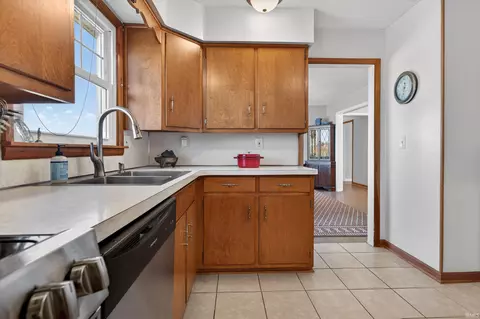 Kitchen - 6087 E State Road 218, Walton, IN 46994 photo 3 of 3