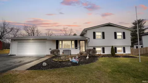 1614 Marietta Dr, Fort Wayne, IN 46804
