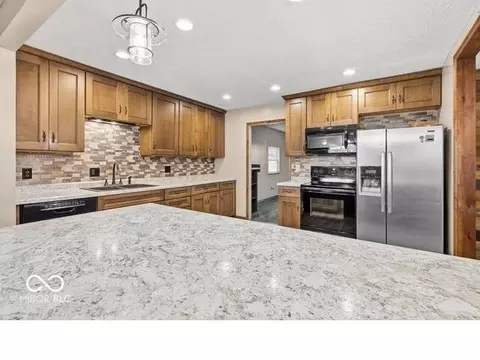 1405 Lafayette Ave, Lebanon, IN 46052