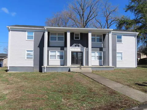 904 Parkview Dr, Boonville, IN 47601