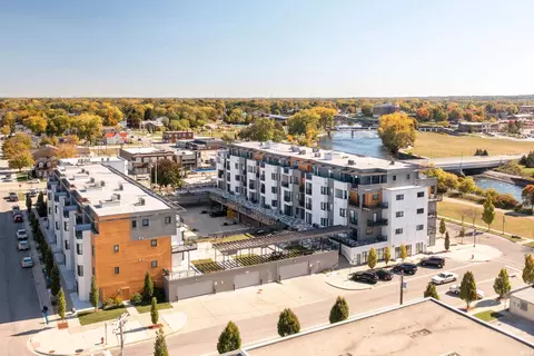 116 W Mishawaka Ave #202, Mishawaka, IN 46545