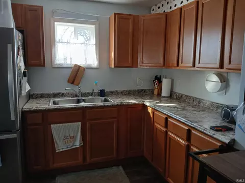 Kitchen - 3831 Taft St, Gary, IN 46408 photo 2 of 5