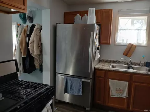Kitchen - 3831 Taft St, Gary, IN 46408 photo 5 of 5