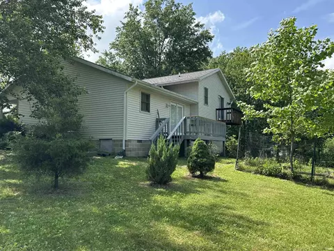 Exterior - 4313 E Chadwick Ct, Bloomington, IN 47401 photo 6 of 7