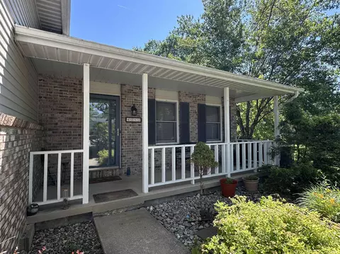 Exterior - 4313 E Chadwick Ct, Bloomington, IN 47401 photo 5 of 7