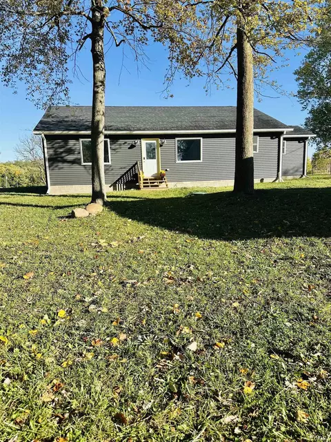 1062 N Mill St, New Castle, IN 47362