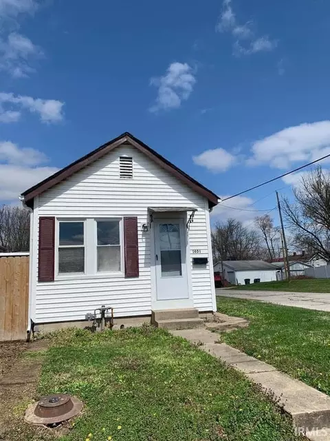 1401 Cedar St, Evansville, IN 47710