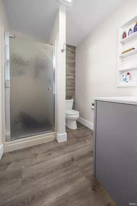 Bath - 6837 E Mundy Blvd, Celestine, IN 47521 photo 1 of 5