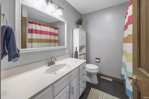 Bath - 6837 E Mundy Blvd, Celestine, IN 47521 photo 3 of 5