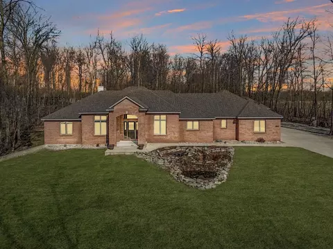 3420 W Cook Rd, Fort Wayne, IN 46818