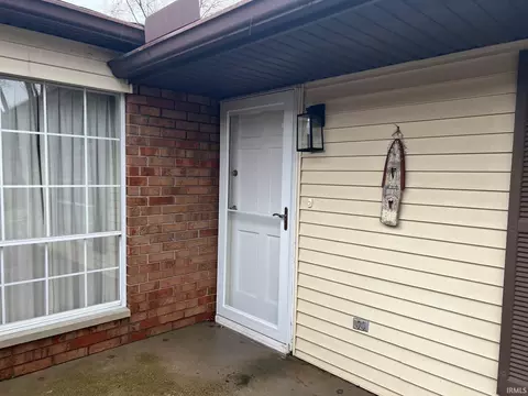 1105 E Regency Dr, Bloomington, IN 47401 photo 1