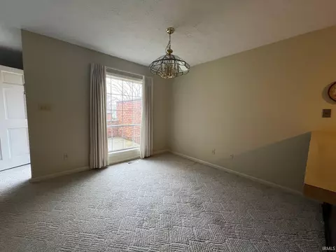 1105 E Regency Dr, Bloomington, IN 47401 photo 4