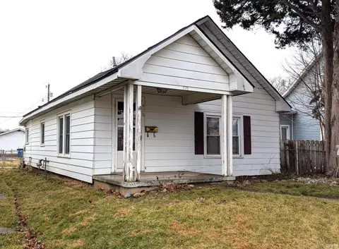 416 E Bradford St, Marion, IN 46952