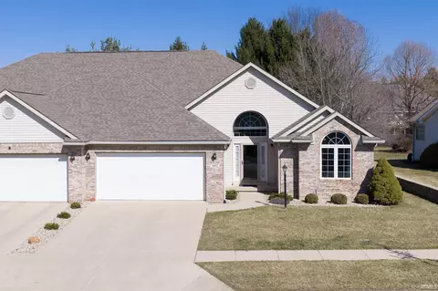 Exterior - 3687 E Tamarron Dr, Bloomington, IN 47408 photo 6 of 7