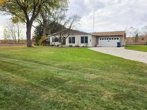 1457 Mcconnell Dr, Bluffton, IN 46714