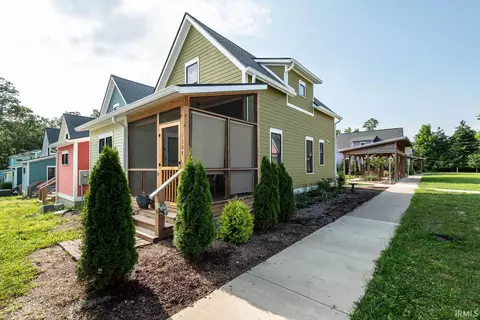 1304 E Short St, Bloomington, IN 47401