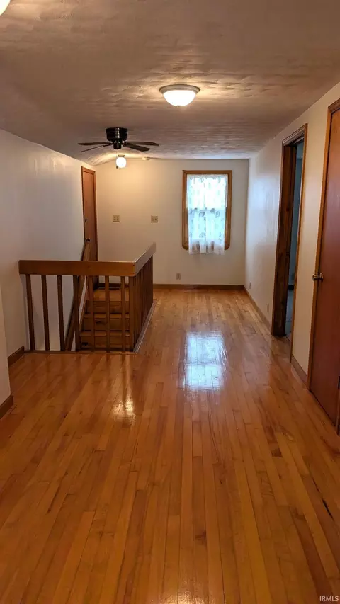 Entry Way - 4420 E 100, Marion, IN 46952 photo 1 of 2
