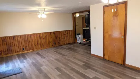 Living - 4420 E 100, Marion, IN 46952 photo 3 of 3