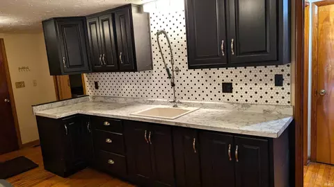 Kitchen - 4420 E 100, Marion, IN 46952 photo 3 of 3