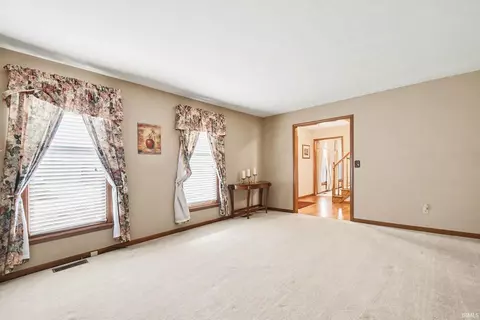 Living - 53155 Prestwick Ct, Granger, IN 46530 photo 2 of 3