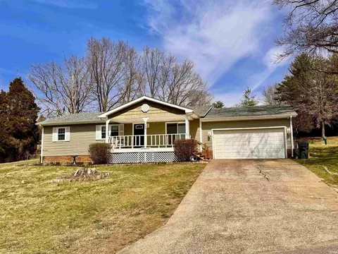 563 W Prancer Dr, Santa Claus, IN 47579