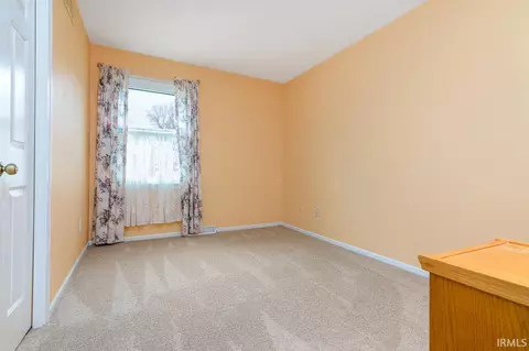 Bedroom - 51950 Chicory Ln, Granger, IN 46530 photo 3 of 4