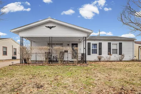 3113 Fairwood Dr, Lafayette, IN 47909