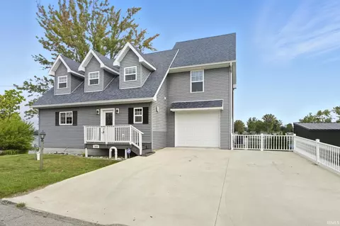 1425 E 700 Rd, Wolcottville, IN 46795