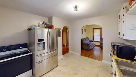 Entry Way - 314 E 15th St, Jasper, IN 47546 photo 1 of 1