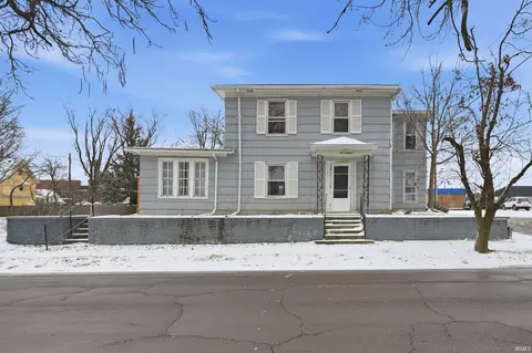 219 W Kickapoo St, Hartford City, IN 47348