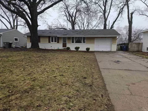 19312 Haviland Dr, South Bend, IN 46637
