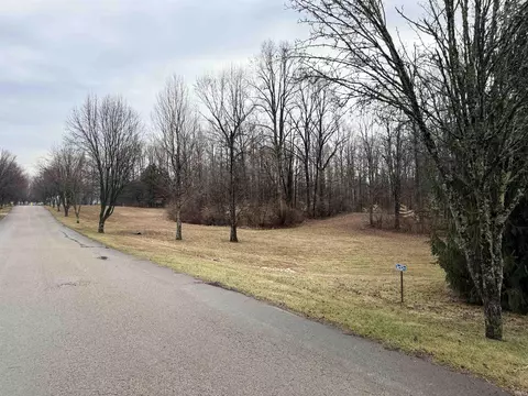 2687 E Sailor Ln, Bloomington, IN 47408