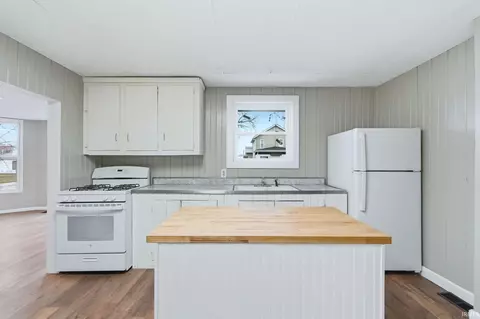 Kitchen - 200 E King St, Garrett, IN 46738 photo 1 of 3