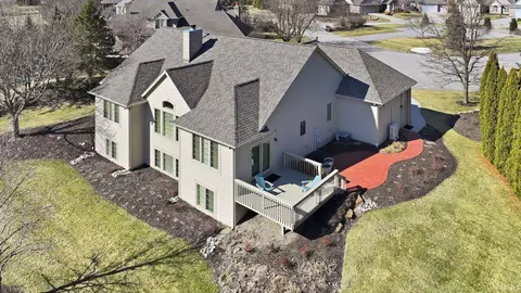12015 Sycamore Lakes Ct, Fort Wayne, IN 46814