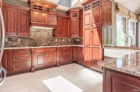 Kitchen - 1817 E Cheyanne Ln, Bloomington, IN 47401 photo 1 of 4