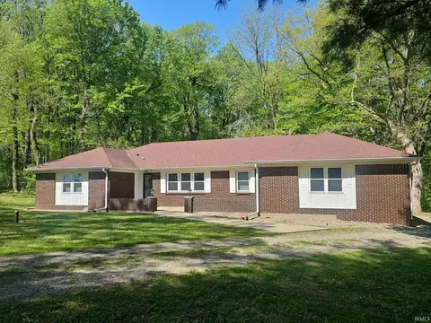 2492 S Roberts Way, Logansport, IN 46947